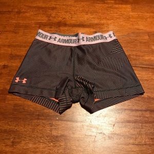 Women’s Underarmour Shorts